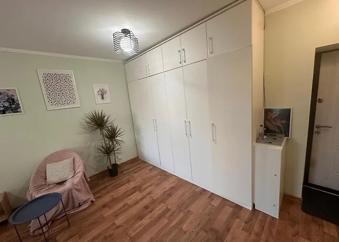 Retreat Studio